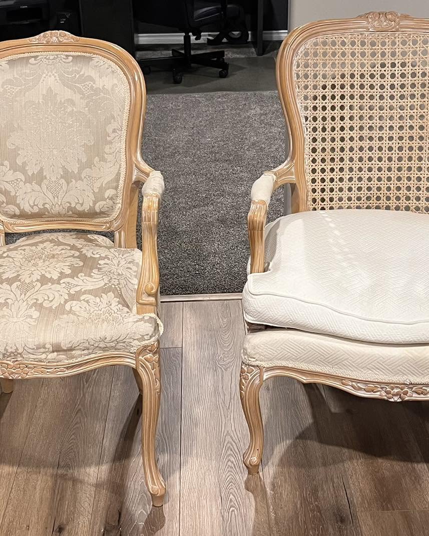 Loveseat — Red Deer wedding rentals